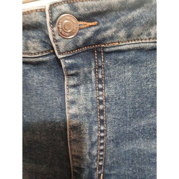 Terra & Sky Women's Shorts Plus Size High Rise Waist Denim Shorts Blue Size 22W - Picture 4 of 8